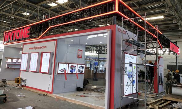 展臺(tái)設(shè)計(jì)和施工過程中需要注意什么？及搭建展臺(tái)需要注意什么？