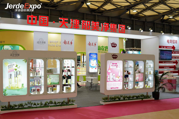 戶外展臺為什么要采用鋼木結(jié)合結(jié)構(gòu)呢？上海展臺布置搭建公司答