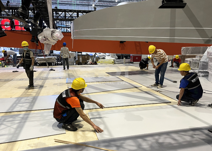 在展會(huì)搭建過(guò)程中,如何進(jìn)行有效的風(fēng)險(xiǎn)評(píng)估？