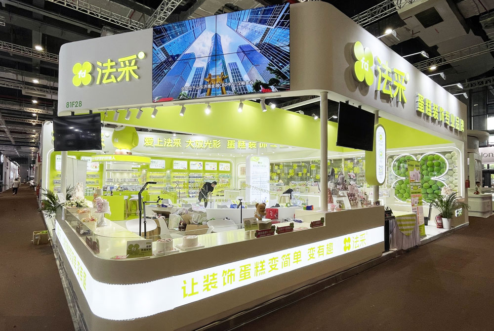 如何通過展位設(shè)計(jì)來提升品牌形象和吸引潛在客戶？